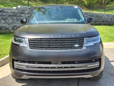 New 2026 Land Rover Range Rover Long Wheelbase Autobiography image 8