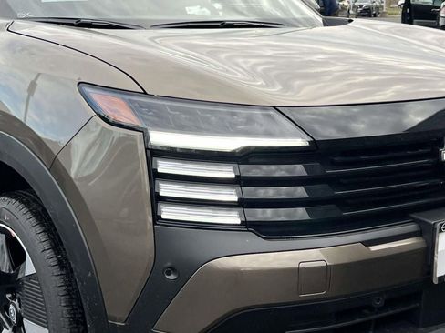 New 2026 Nissan Kicks SR w/ Illumination Package AWD/4WD image 8