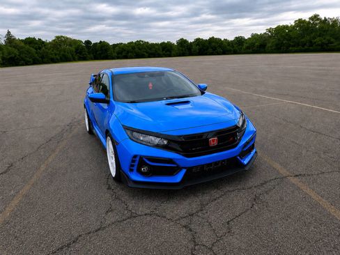 Used 2021 Honda Civic Type R image 2
