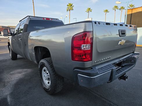 Used 2008 Chevrolet Silverado 2500 W/T AWD/4WD image 5