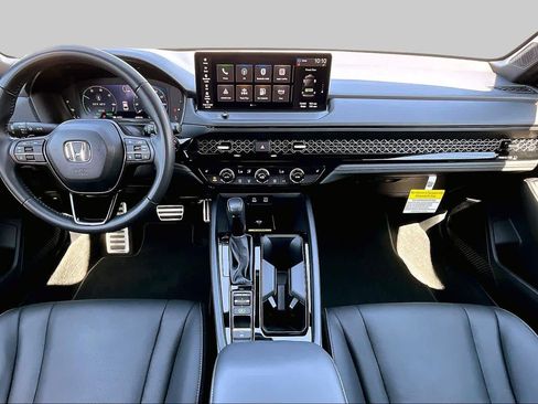Used 2025 Honda Accord Sport image 14