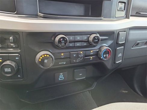 Used 2023 Ford F350 XLT image 16