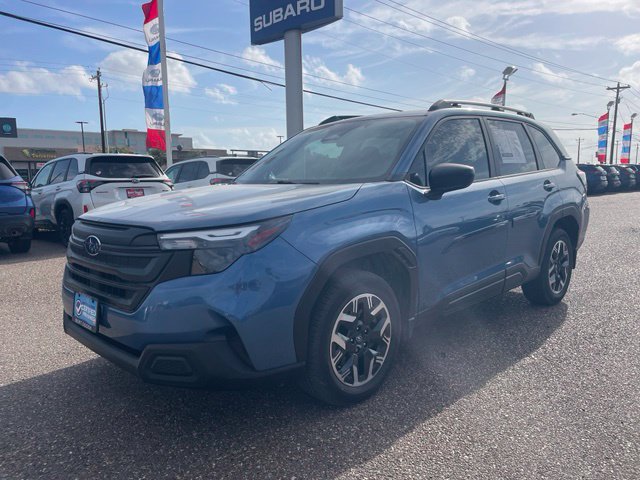 Used 2025 Subaru Forester AWD/4WD image 3