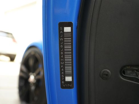 Used 2017 Jaguar F-TYPE SVR image 26