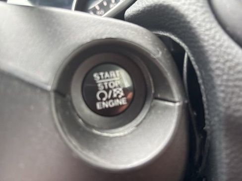 Used 2018 Jeep Compass Latitude w/ Popular Equipment Group image 20