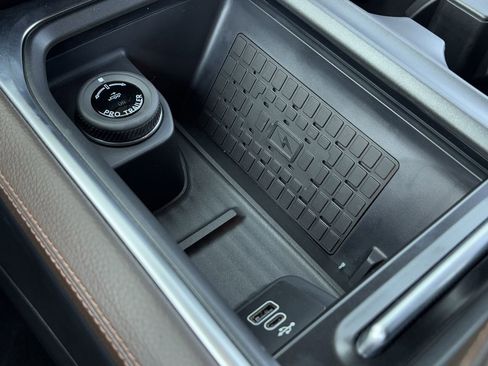 New 2025 Ford Expedition King Ranch image 48