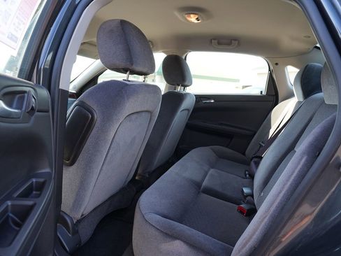 Used 2016 Chevrolet Impala Limited LS FWD image 18