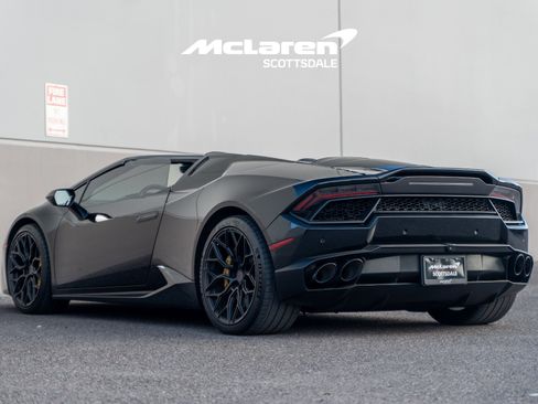 Used 2019 Lamborghini Huracan LP 580-2 image 5