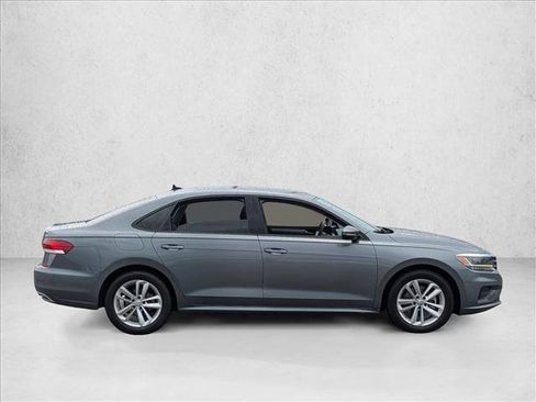 Used 2021 Volkswagen Passat 2.0T S FWD image 4