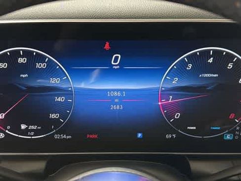 Used 2026 Mercedes-Benz GLC 300 4MATIC image 18