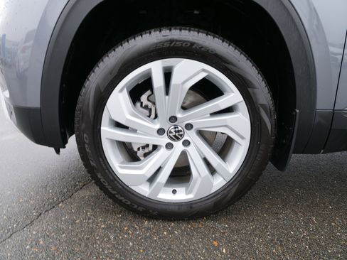 Used 2023 Volkswagen Atlas SE image 13