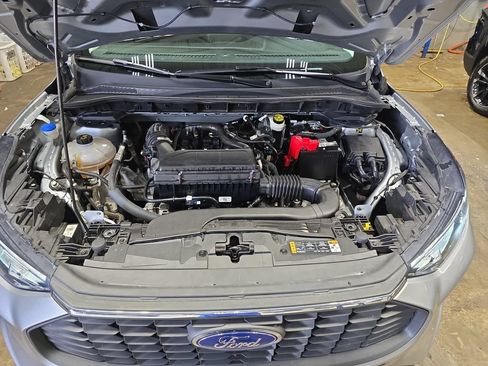 Used 2023 Ford Escape Active AWD/4WD image 31