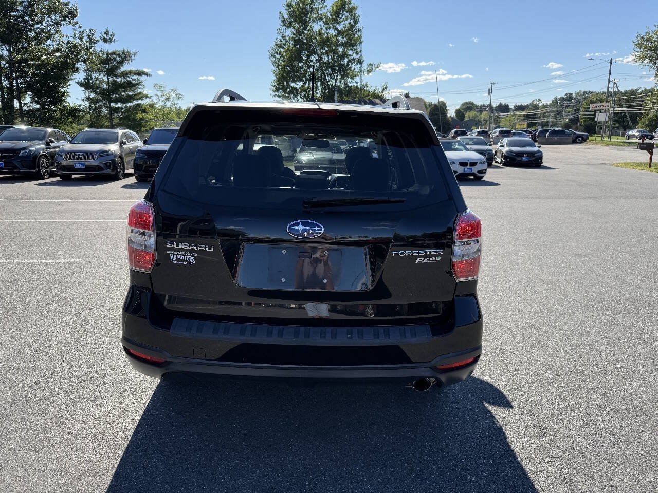 Used 2014 Subaru Forester 2.5i Limited AWD/4WD image 8