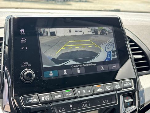 Used 2023 Honda Odyssey Touring image 24