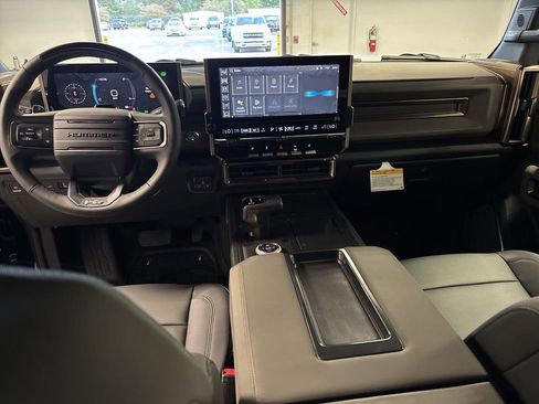 New 2025 GMC Hummer EV 2X image 30