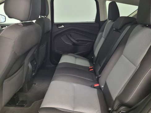 Used 2017 Ford Escape SE AWD/4WD image 18