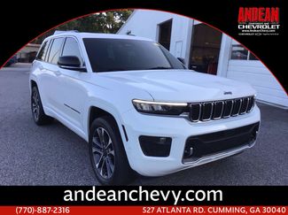 Used 2023 Jeep Grand Cherokee Overland RWD video 1