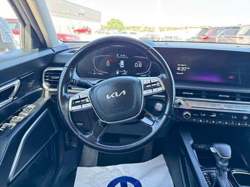 Used 2023 Kia Telluride LX FWD image 13