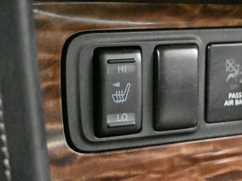 Used 2019 Nissan Armada SL w/ Premium Package image 40