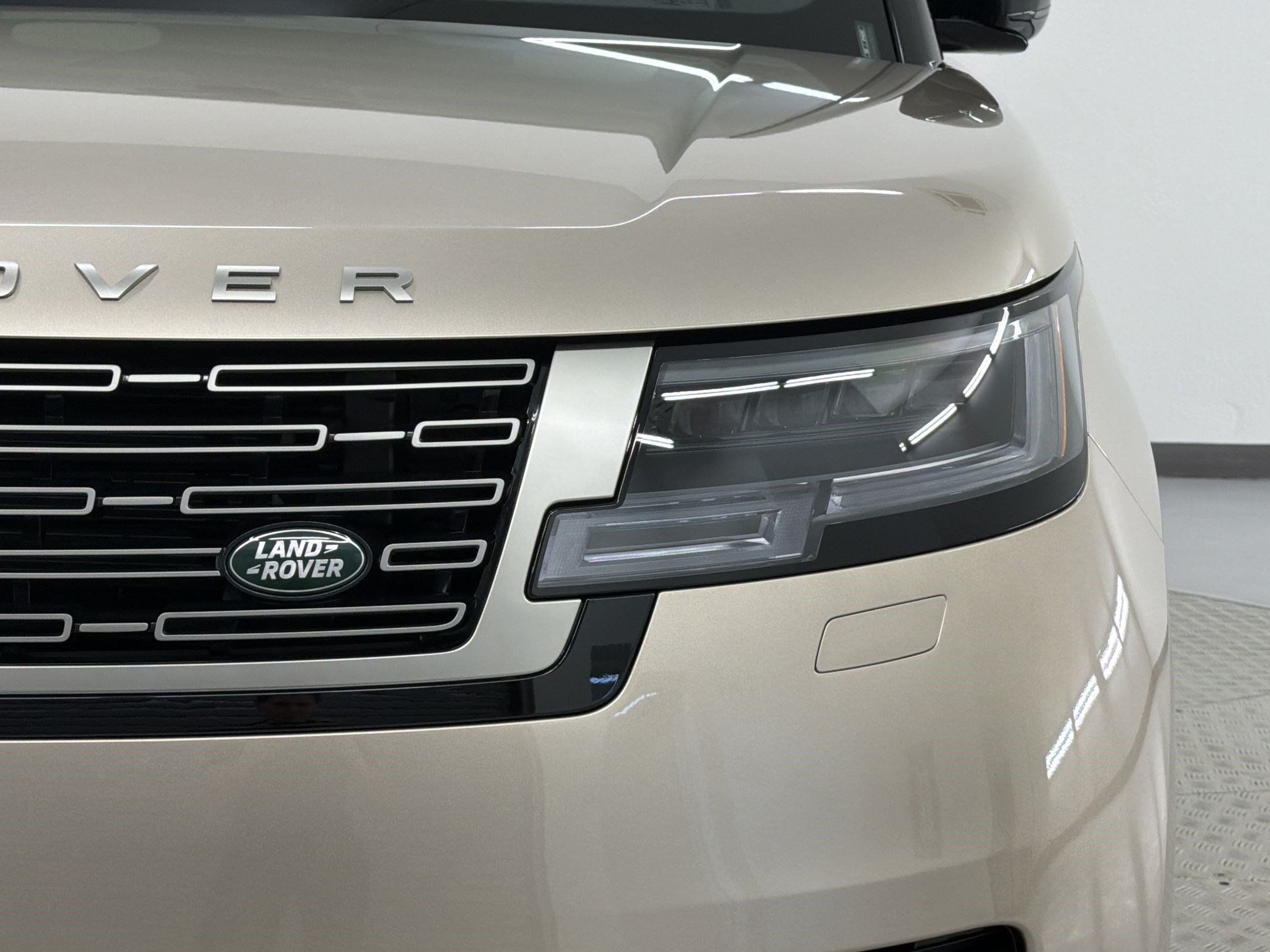 New 2026 Land Rover Range Rover SE AWD/4WD image 12