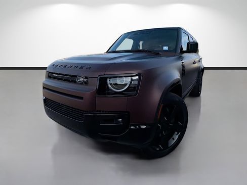 New 2026 Land Rover Defender 130 X-Dynamic SE image 1