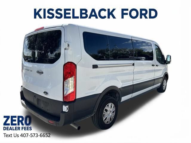Used 2023 Ford Transit 250 Low Roof RWD image 4