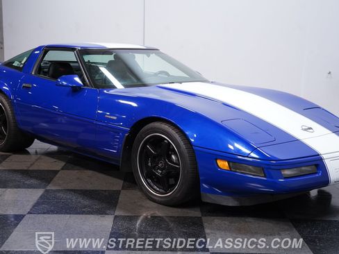 Used 1996 Chevrolet Corvette Coupe RWD image 14