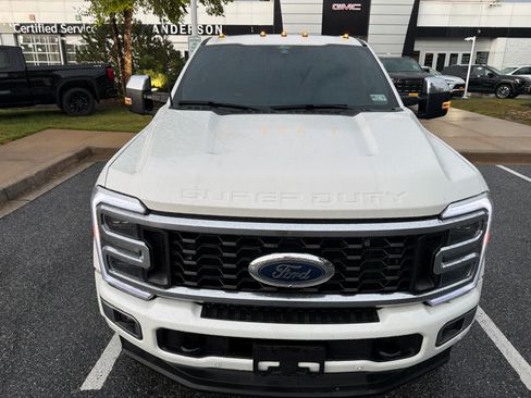 Used 2025 Ford F450 Platinum w/ Platinum Plus Package AWD/4WD image 5