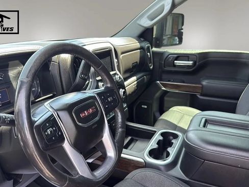 Used 2020 GMC Sierra 1500 Elevation w/ Elevation Value Package AWD/4WD image 13