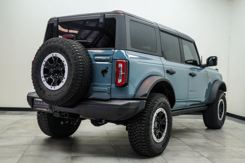 Used 2023 Ford Bronco Badlands w/ Sasquatch Package AWD/4WD image 13