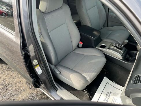 Used 2015 Toyota Tacoma 4x4 Double Cab w/ TRD Sport Package image 30