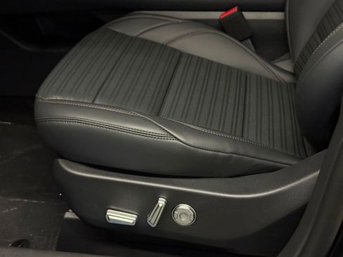 New 2026 Lincoln Nautilus Reserve w/ Jet Appearance Package AWD/4WD image 21