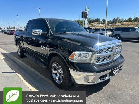 Used 2014 RAM 1500 Laramie w/ Convenience Group AWD/4WD image 3