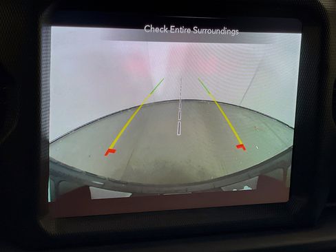 Used 2021 Jeep Wrangler Unlimited Sahara image 23