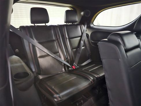 Used 2017 Dodge Durango R/T image 17