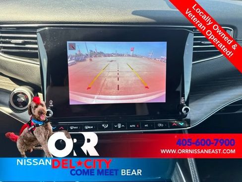 Used 2024 Jeep Wagoneer L Series II w/ Flexible Seating Group AWD/4WD image 28