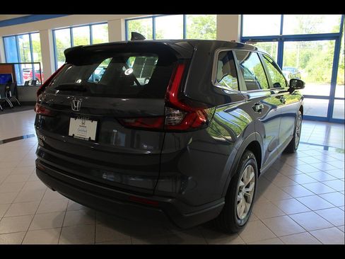 Certified 2024 Honda CR-V LX image 5