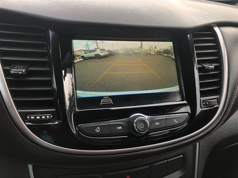 Used 2019 Chevrolet Trax LS FWD image 14
