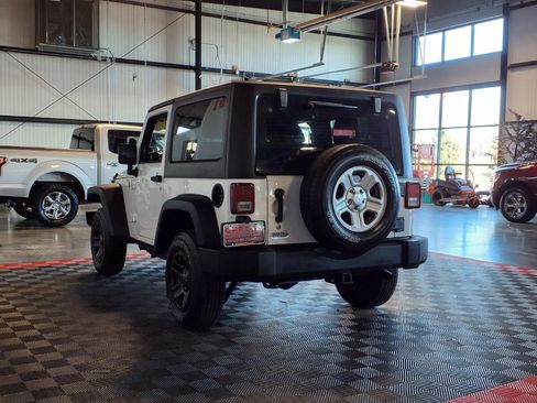 Used 2013 Jeep Wrangler Sport AWD/4WD image 4