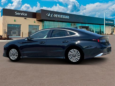 New 2025 Hyundai Sonata SEL image 4