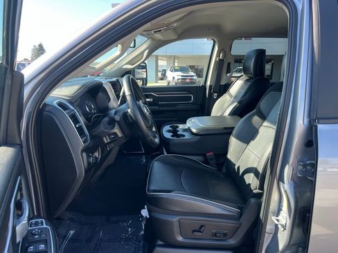 Used 2024 RAM 2500 Laramie AWD/4WD image 23