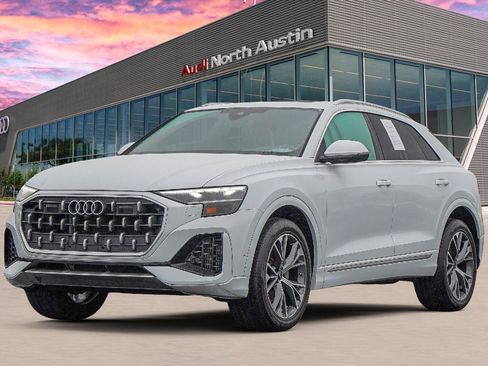 Used 2024 Audi Q8 Premium Plus w/ Premium Plus Package image 6