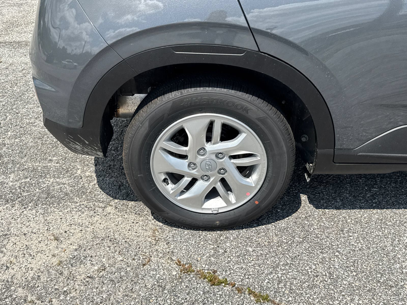 Used 2026 Hyundai Venue SE FWD image 17