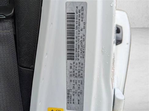 Used 2018 Jeep Wrangler Unlimited Rubicon AWD/4WD image 16