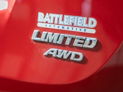 Used 2015 Toyota RAV4 Limited image 9