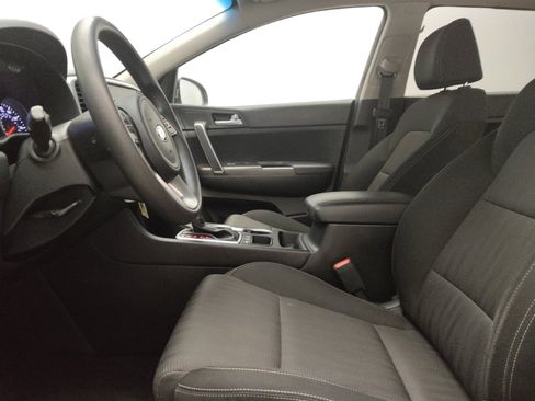 Used 2021 Kia Sportage LX AWD/4WD image 17