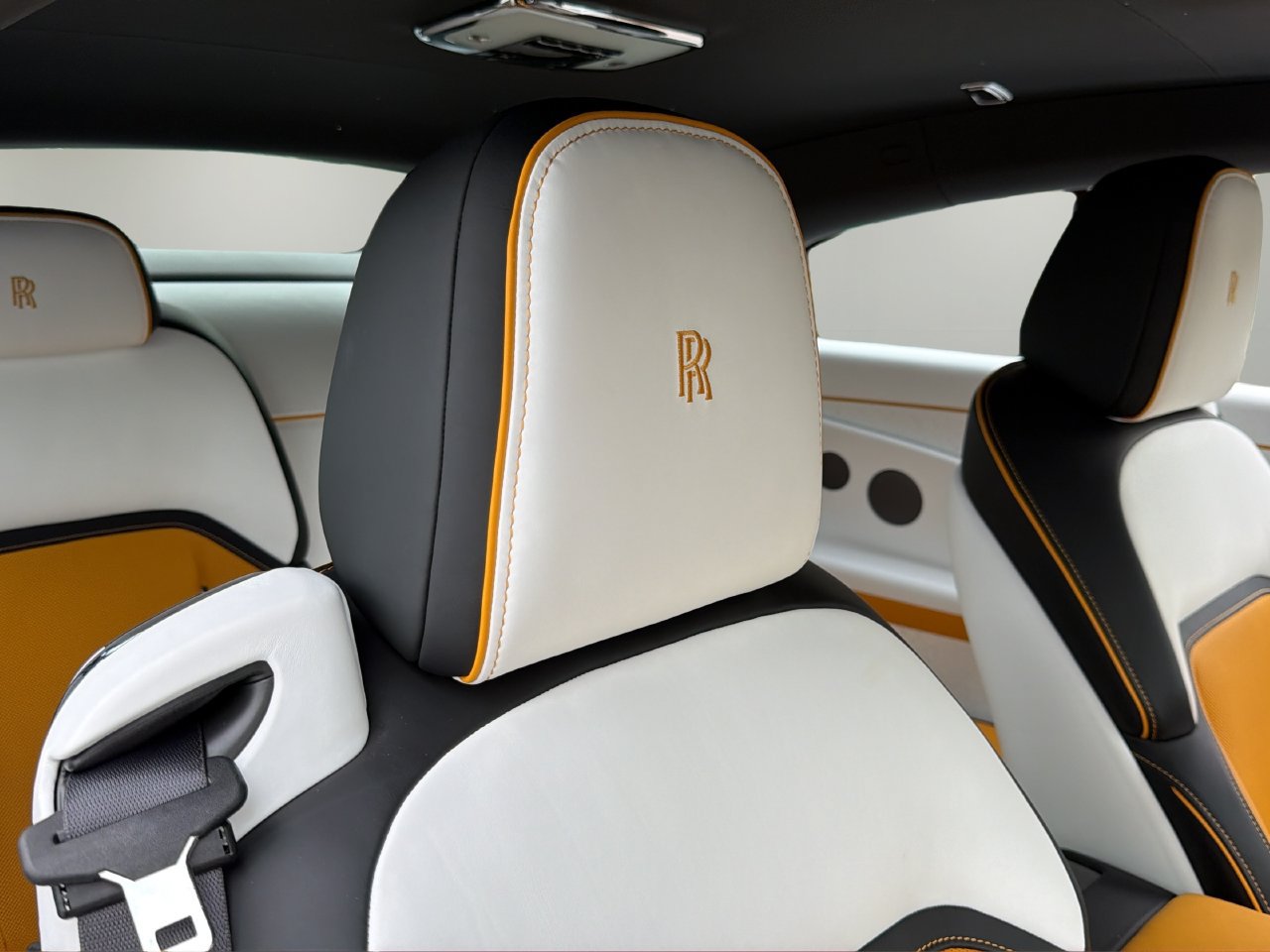 Certified 2025 Rolls-Royce Spectre Black Badge AWD/4WD image 24