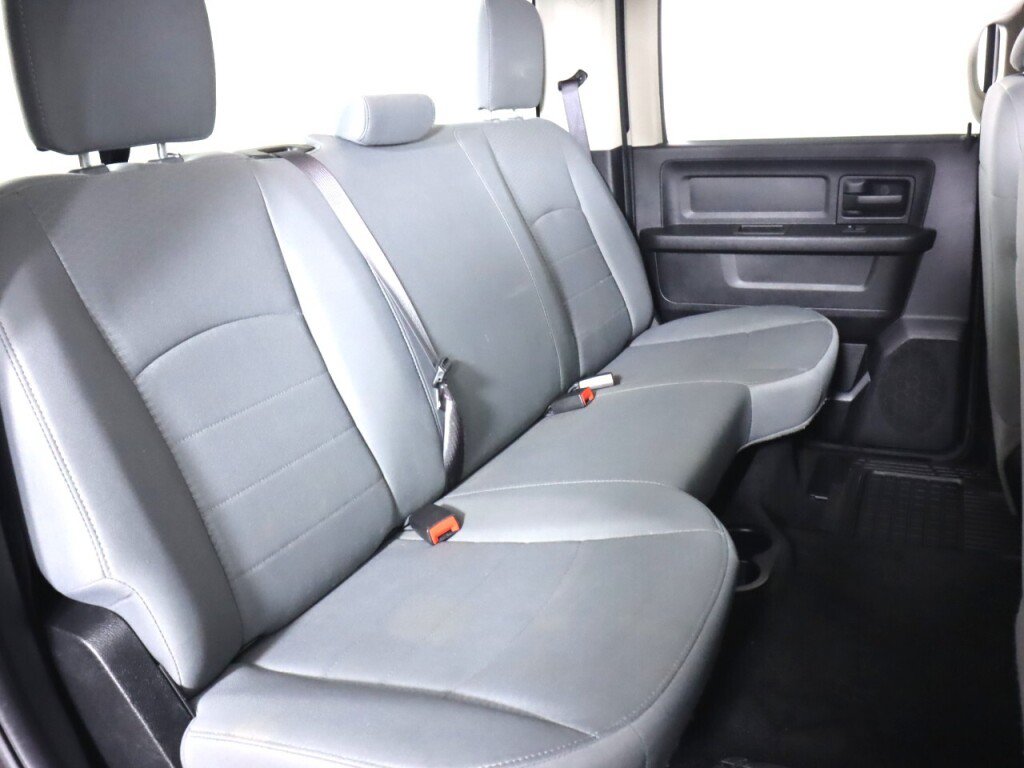 Used 2017 RAM 1500 Express AWD/4WD image 36