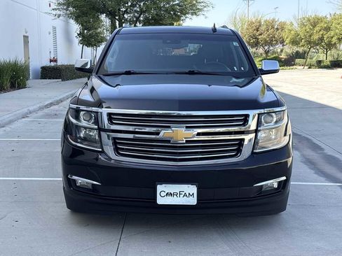 Used 2018 Chevrolet Suburban Premier AWD/4WD image 8