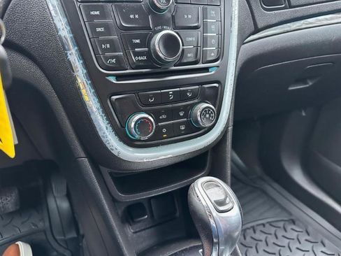 Used 2015 Buick Encore FWD image 28